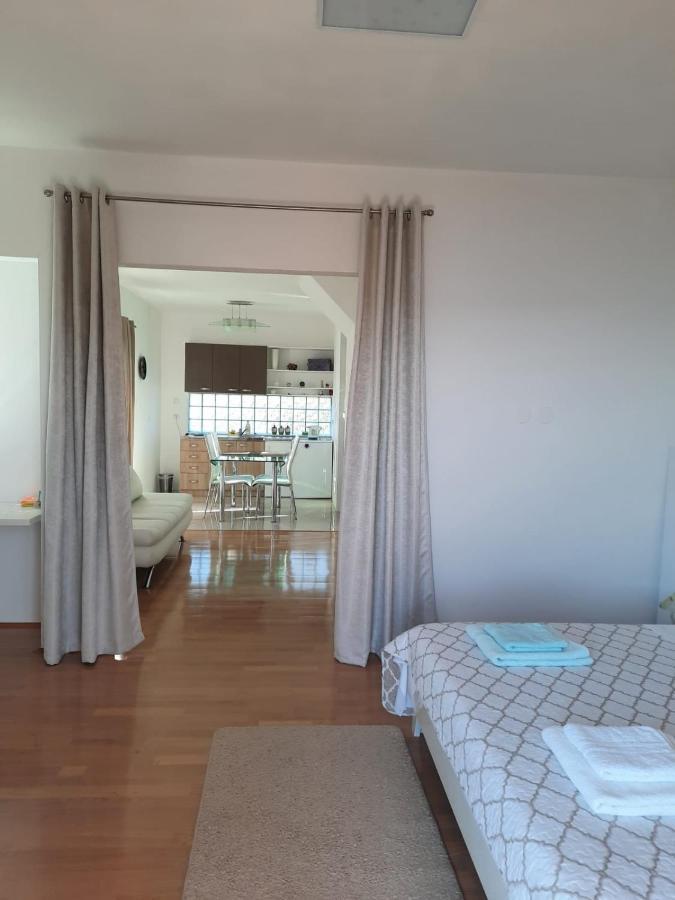Apartmani Sruk Sukošan 외부 사진
